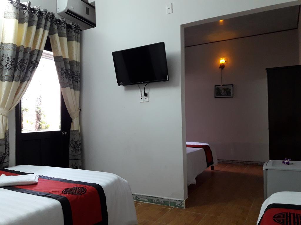 Red Ceramics Homestay Hoi An Exterior photo