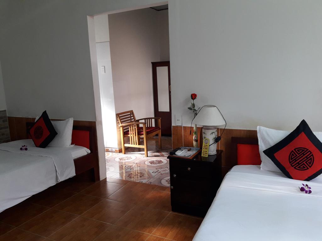 Red Ceramics Homestay Hoi An Exterior photo